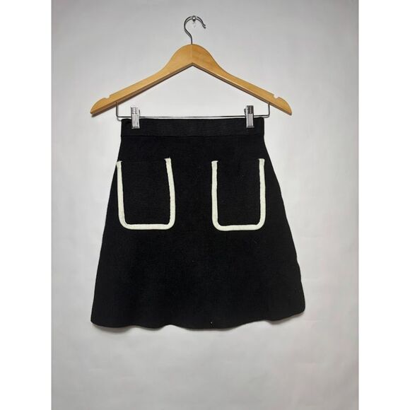 Zara Mini Skirt Women's Size XS Black White Trim Knit Front Patch Pockets NWOT - Picture 3 of 4